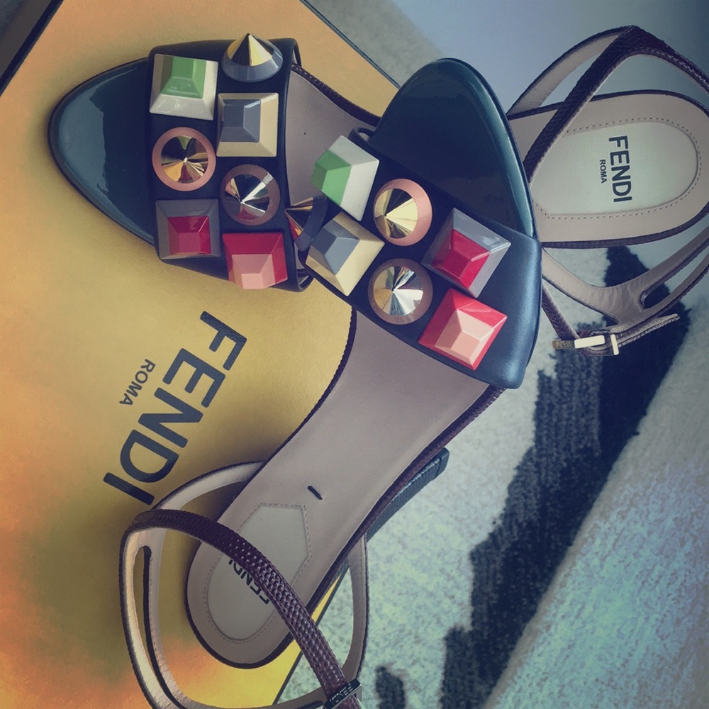 Fendi original sandals size 36. Never used.